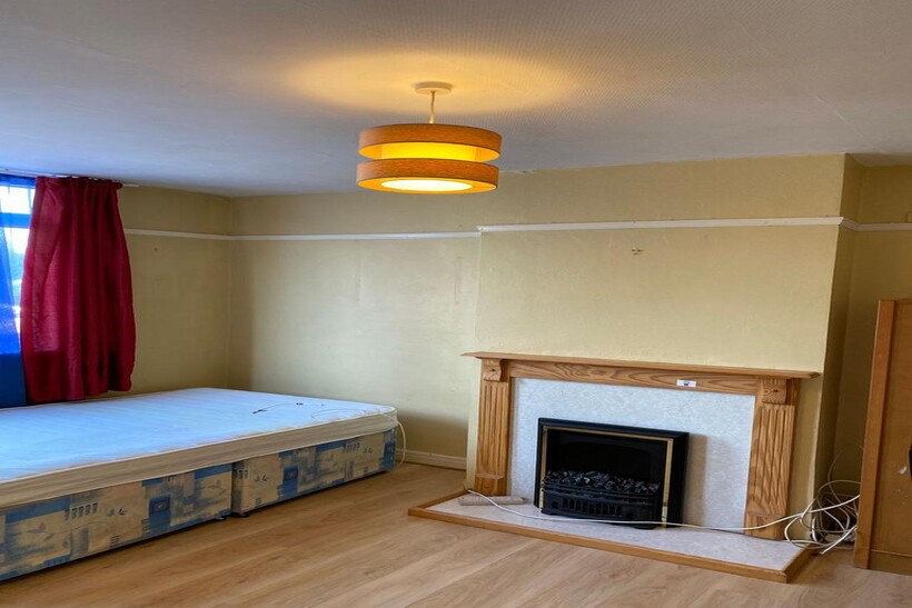 Wallscourt Road, Filton, Bristol... 4 bed terraced house to rent - £1,600 pcm (£369 pw)