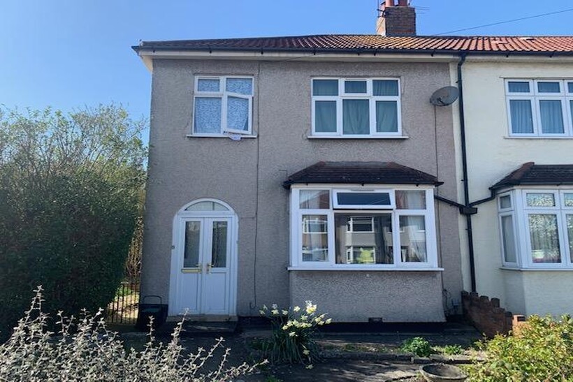 Stanley Crescent, Filton, Bristol, Avon 4 bed terraced house to rent - £2,400 pcm (£554 pw)