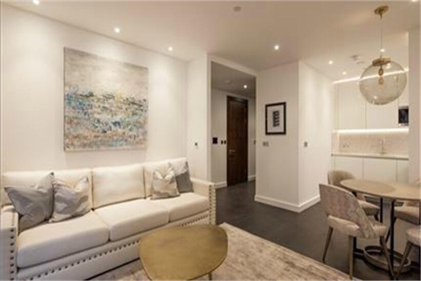 Ponton Road, The Residence, London, SW11 1 bed apartment to rent - £3,142 pcm (£725 pw)