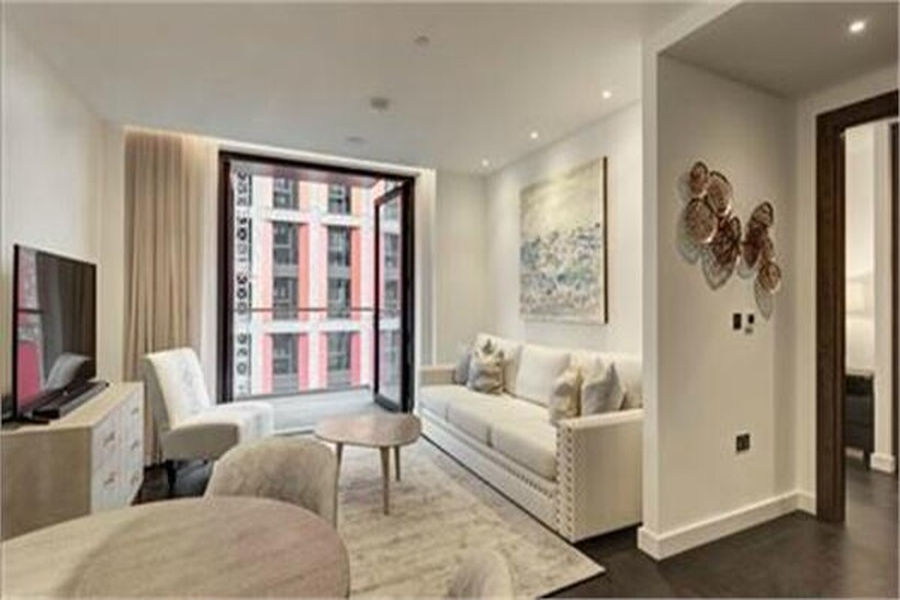 Ponton Road, The Residence, London, SW11 1 bed apartment to rent - £3,142 pcm (£725 pw)