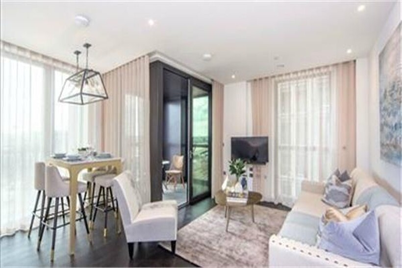 Ponton Road, The Residence, London, SW11 2 bed apartment to rent - £4,333 pcm (£1,000 pw)