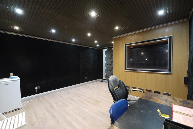 Windmill Lane, Stratford, London, E15 Property to rent - £1,300 pcm (£300 pw)