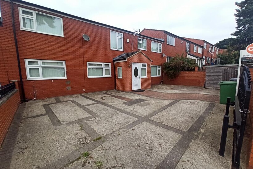 Leeds LS6 6 bed terraced house to rent - £2,700 pcm (£623 pw)