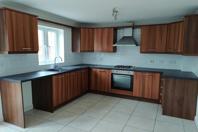 Trafalgar Court, Gainsborough DN21 3 bed semi-detached house to rent - £750 pcm (£173 pw)