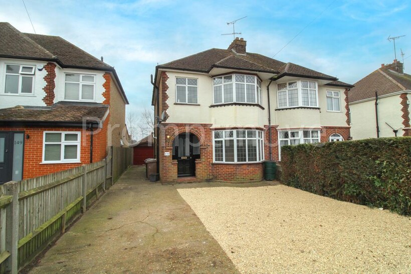 Barton Road Luton LU3 2BN 3 bed semi-detached house to rent - £1,800 pcm (£415 pw)