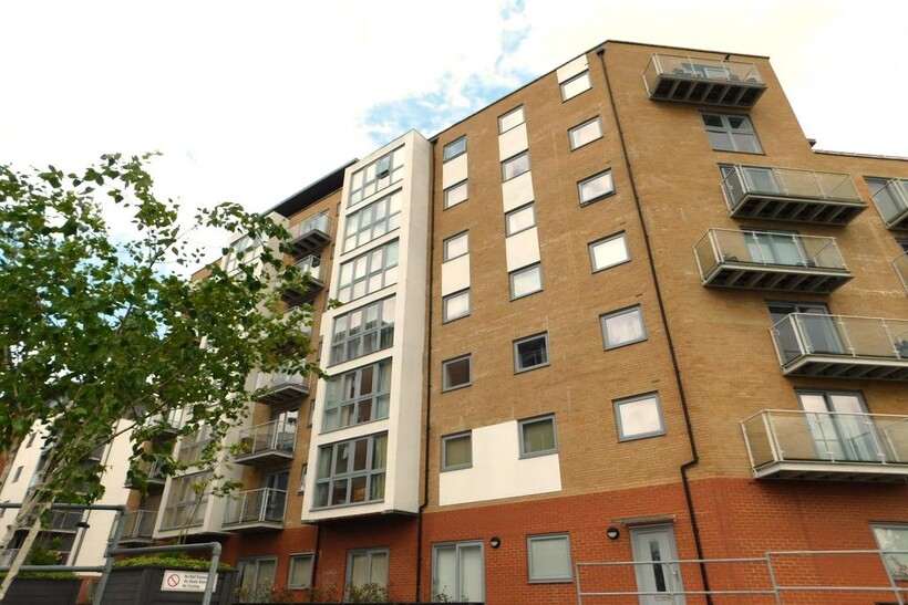 Keel Point, Colchester CO2 2 bed apartment to rent - £1,275 pcm (£294 pw)
