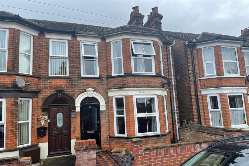 Darwin Road, Ipswich IP4 3 bed semi-detached house to rent - £1,100 pcm (£254 pw)