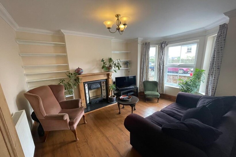 Darwin Road, Ipswich IP4 3 bed semi-detached house to rent - £1,100 pcm (£254 pw)