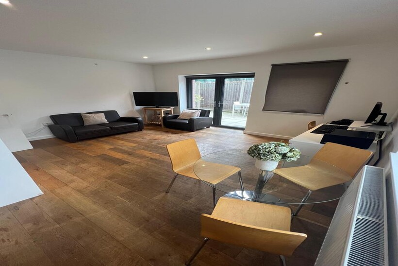 Edgware Road, London NW2 1 bed flat to rent - £1,500 pcm (£346 pw)