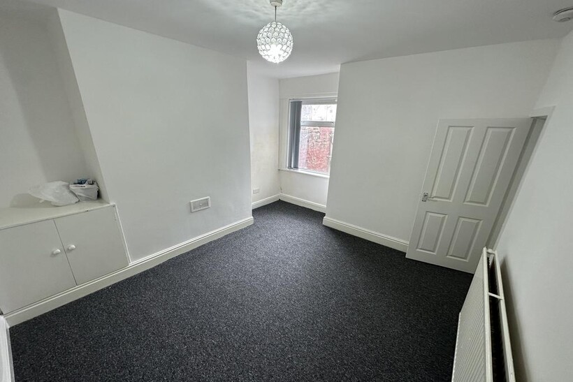 Allingham Street, Manchester, M13 3 bed terraced house to rent - £1,295 pcm (£299 pw)