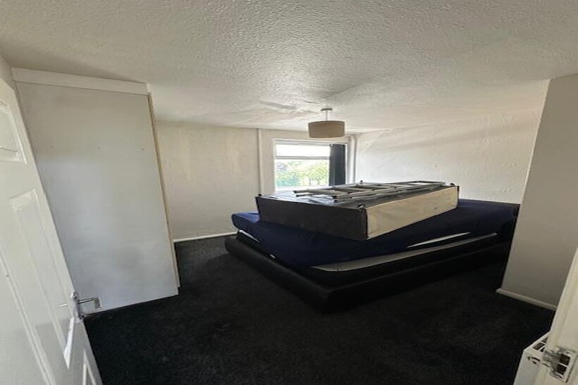 Princess Road, Manchester M14 2 bed flat to rent - £1,200 pcm (£277 pw)