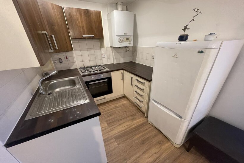 Palmerston Road, Wealdstone HA3 1 bed flat to rent - £1,200 pcm (£277 pw)