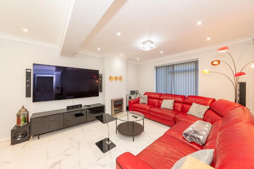 Southcote Farm Lane, Reading, RG30 5 bed semi-detached house to rent - £4,000 pcm (£923 pw)