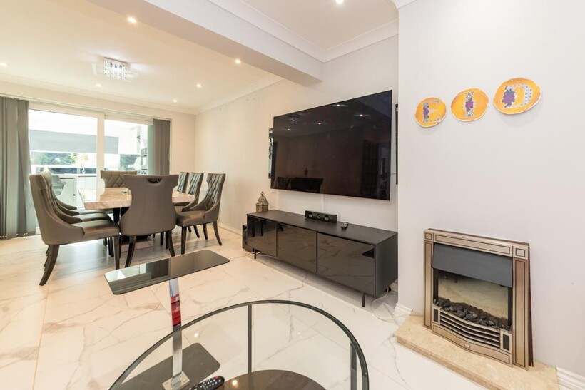 Southcote Farm Lane, Reading, RG30 5 bed semi-detached house to rent - £4,000 pcm (£923 pw)