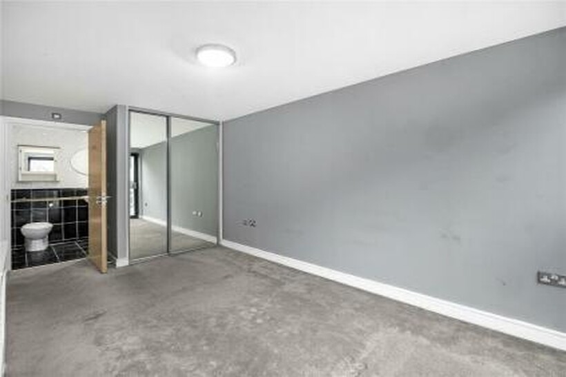 Long Lane, London SE1 2 bed block of apartments to rent - £3,553 pcm (£820 pw)