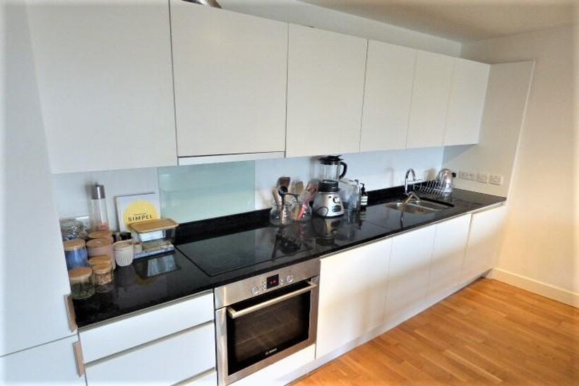 Adelaide Wharf,  Queensbridge Road... 2 bed apartment to rent - £2,600 pcm (£600 pw)