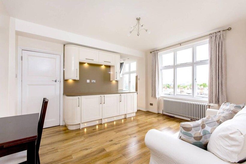 Abercorn Place, St John's Wood... 1 bed flat to rent - £3,445 pcm (£795 pw)