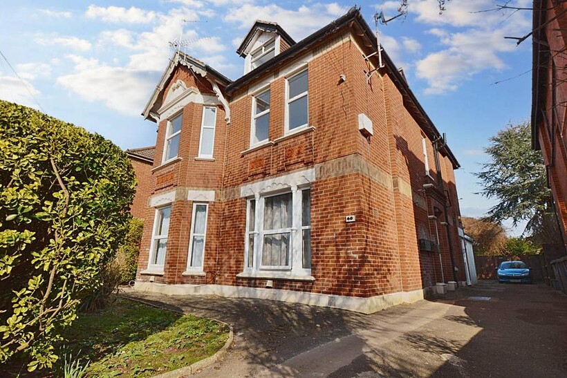 Hamilton Road, Bournemouth BH1 1 bed flat to rent - £850 pcm (£196 pw)