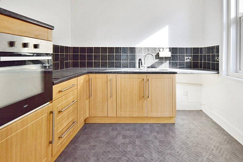 Hamilton Road, Bournemouth BH1 1 bed flat to rent - £850 pcm (£196 pw)