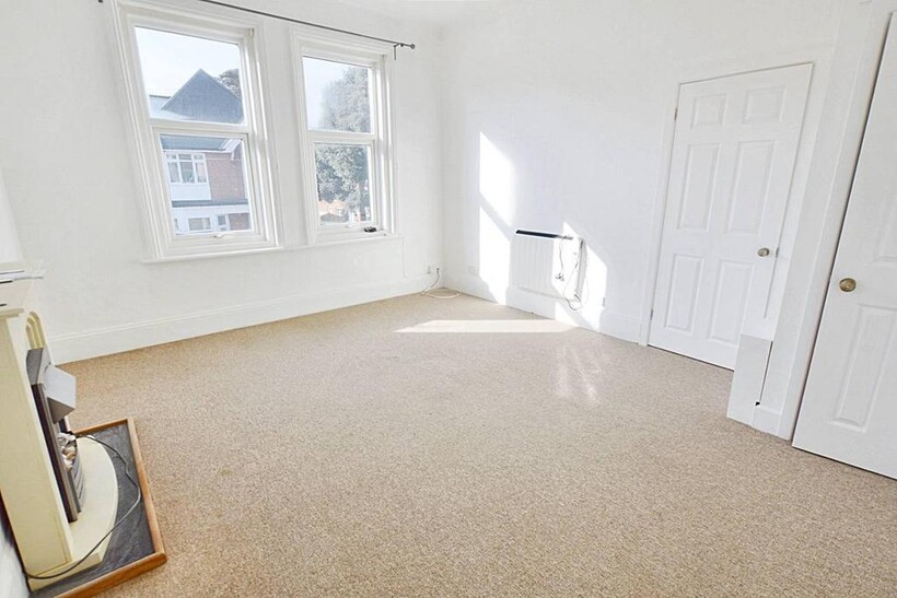 Hamilton Road, Bournemouth BH1 1 bed flat to rent - £850 pcm (£196 pw)