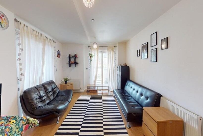Barge Walk, Greenwich, London, SE10 2 bed apartment to rent - £2,100 pcm (£485 pw)