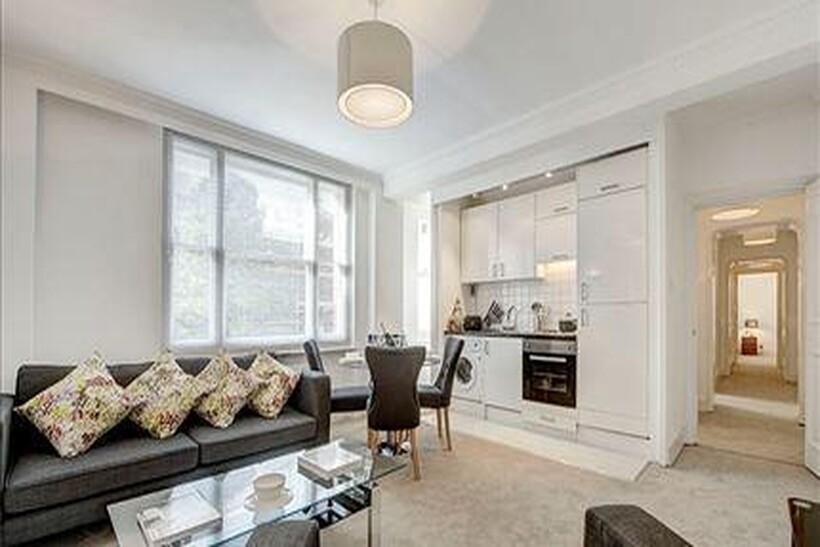 Hill Street, London W1J 2 bed flat to rent - £5,200 pcm (£1,200 pw)