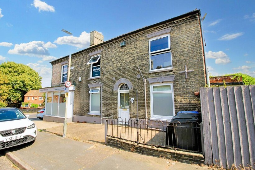 Bell Road, Norwich NR3 Property to rent - £900 pcm (£208 pw)