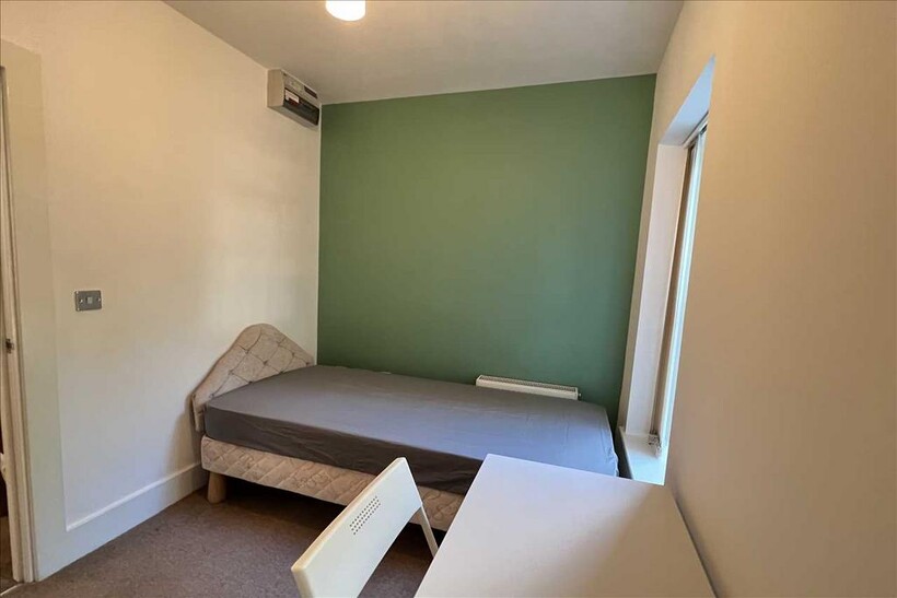 Stoke Gifford, Bristol BS16 4 bed property to rent - £2,700 pcm (£623 pw)