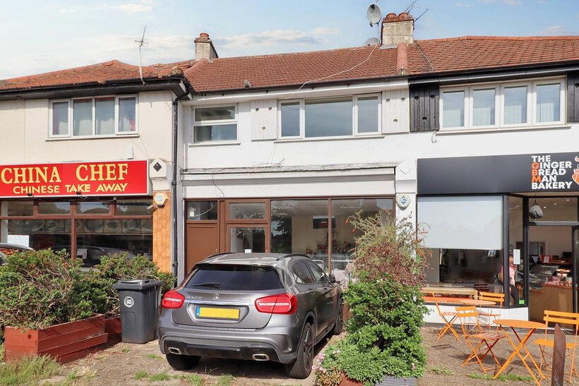 Molesey Road, Hersham KT12 1 bed maisonette to rent - £1,095 pcm (£253 pw)