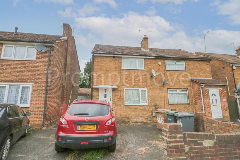 Dallow Road Luton LU1 1TD 2 bed semi-detached house to rent - £1,300 pcm (£300 pw)