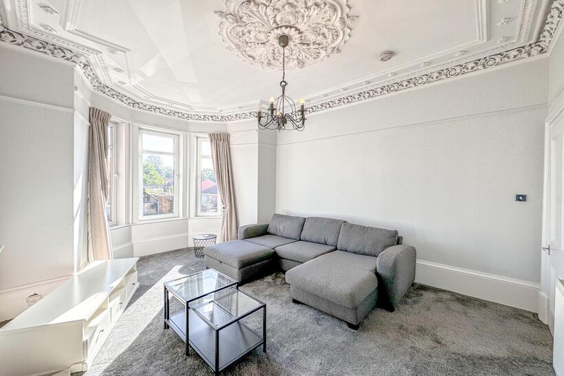 MAIN STREET, UDDINGSTON G71 2 bed flat to rent - £895 pcm (£207 pw)