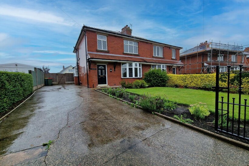 Church Lane, Goosnargh PR3 3 bed semi-detached house to rent - £1,075 pcm (£248 pw)