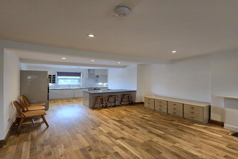 London Road, London SE1 2 bed apartment to rent - £3,000 pcm (£692 pw)