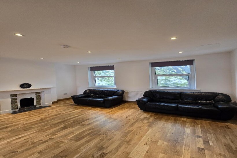 London Road, London SE1 2 bed apartment to rent - £3,000 pcm (£692 pw)