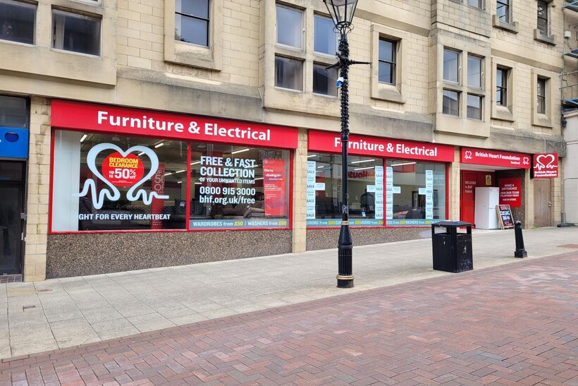 High Street, Falkirk FK1 Retail property (high street) to rent - £2,917 pcm (£673 pw)