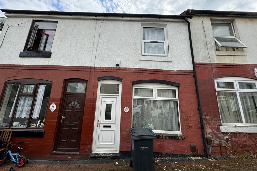 Laundry Road, Smethwick B66 2 bed terraced house to rent - £1,100 pcm (£254 pw)