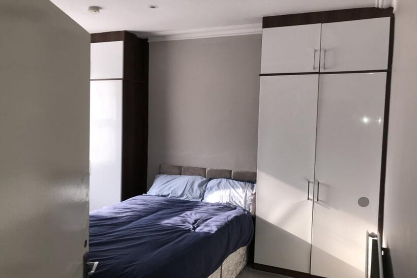 Lansdowne Road, Croydon CR0 1 bed in a flat share to rent - £900 pcm (£208 pw)