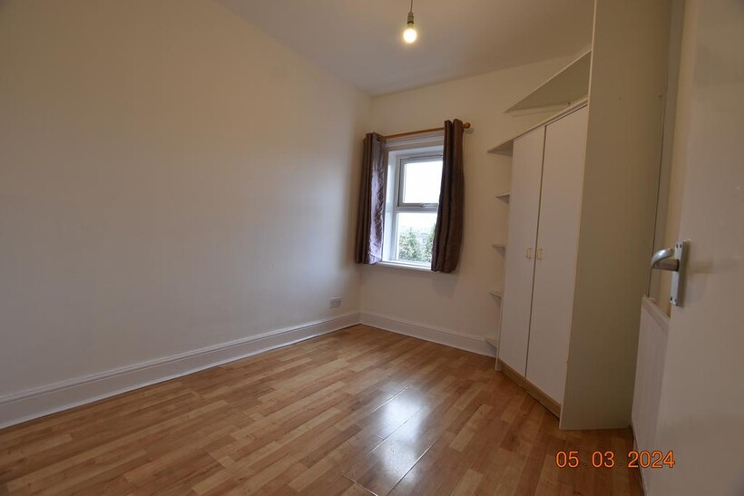 Crescent Road, Luton LU2 1 bed flat to rent - £975 pcm (£225 pw)