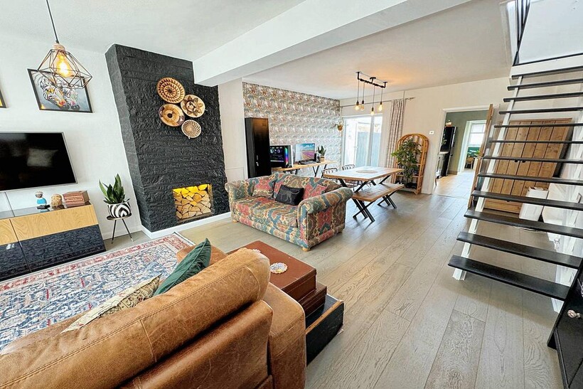 Living/Dining Room