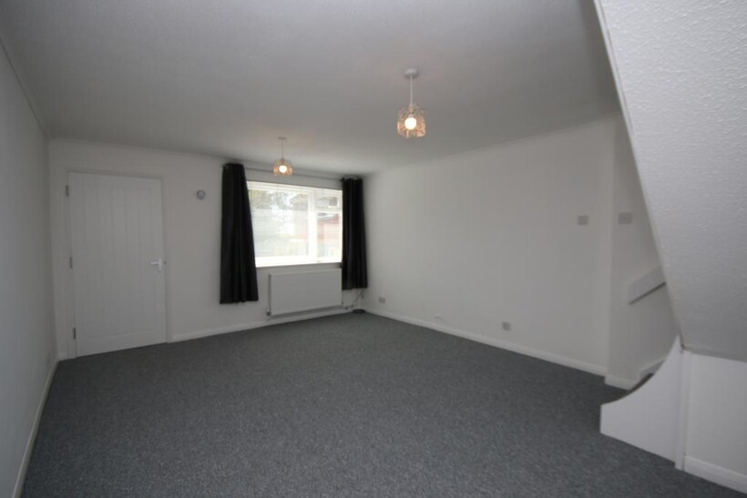 Belvedere Gardens, Seaford BN25 2 bed house to rent - £1,450 pcm (£335 pw)