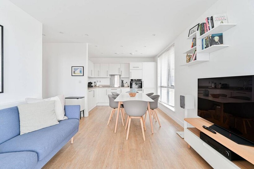 Coal Lane, Brixton, London, SW9 1 bed flat to rent - £2,950 pcm (£681 pw)
