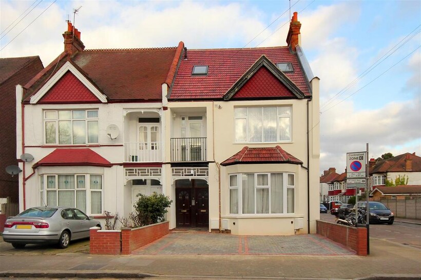 Eagle Road, HA0 2 bed apartment to rent - £2,400 pcm (£554 pw)