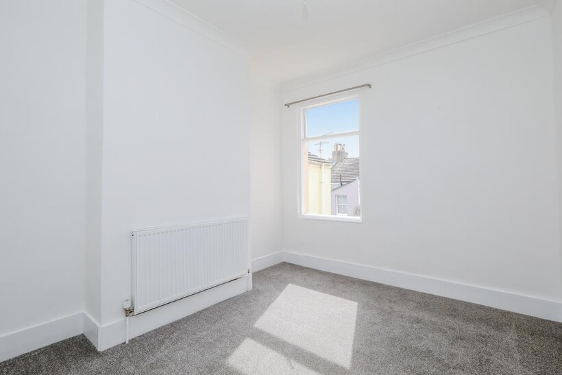 Coleridge Street, Hove BN3 1 bed flat to rent - £1,175 pcm (£271 pw)