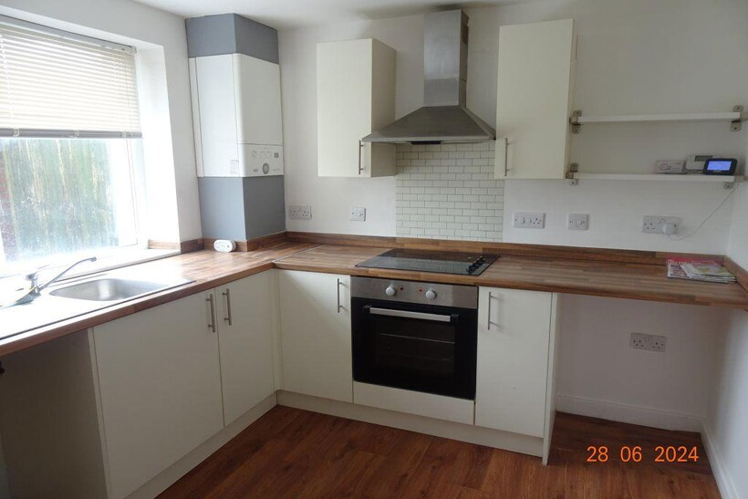 Morrison Avenue, Maltby, S66 7EY 3 bed terraced house to rent - £695 pcm (£160 pw)