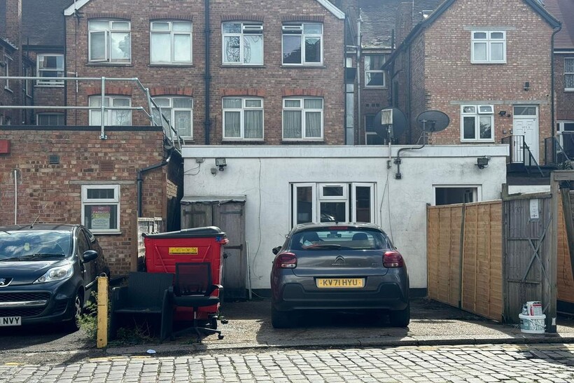 Purley CR8 1 bed flat to rent - £1,150 pcm (£265 pw)