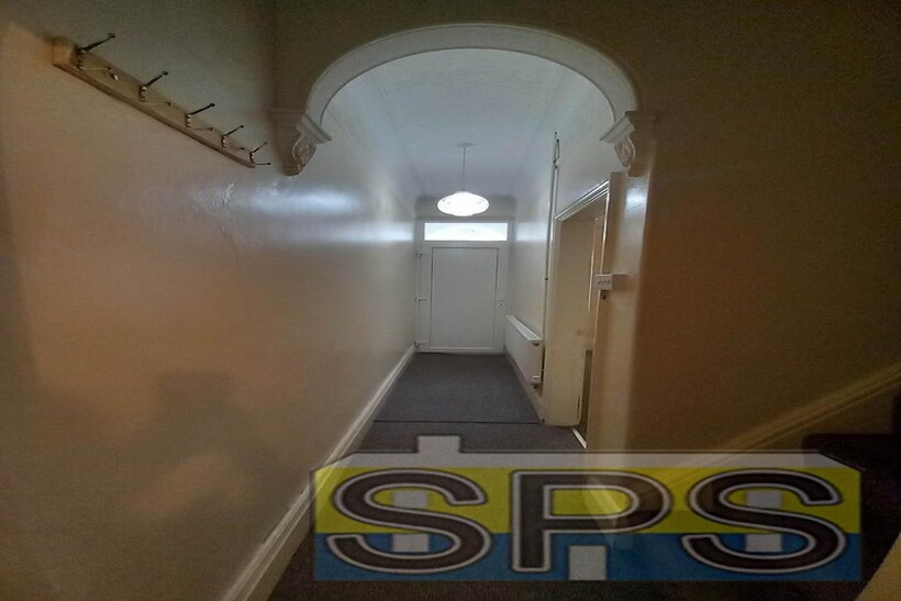 Cotesheath Street, Stoke-on-Trent ST1 2 bed terraced house to rent - £595 pcm (£137 pw)