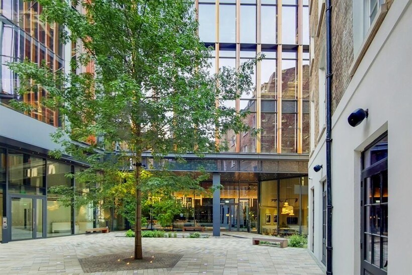 Sun Street,One Crown Place 2 bed apartment to rent - £5,000 pcm (£1,154 pw)