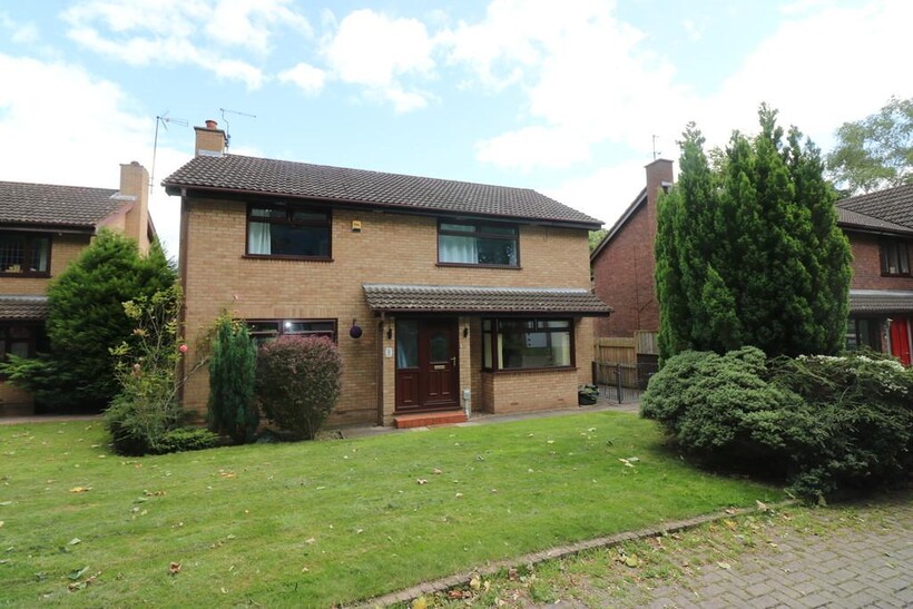 Tall Trees, Hessle 4 bed detached house to rent - £1,650 pcm (£381 pw)