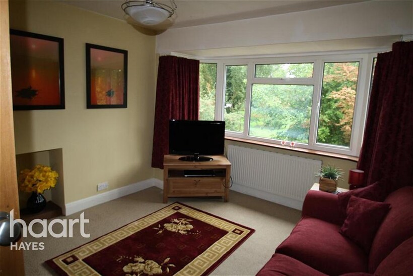 Mill Court, West Drayton 2 bed maisonette to rent - £1,650 pcm (£381 pw)