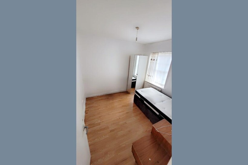 London N17 3 bed maisonette to rent - £2,200 pcm (£508 pw)